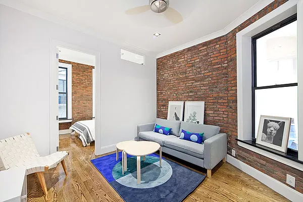 Rented by R New York | media 1