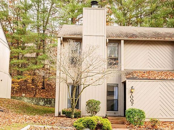 2nd image of 7007 Oak Ct