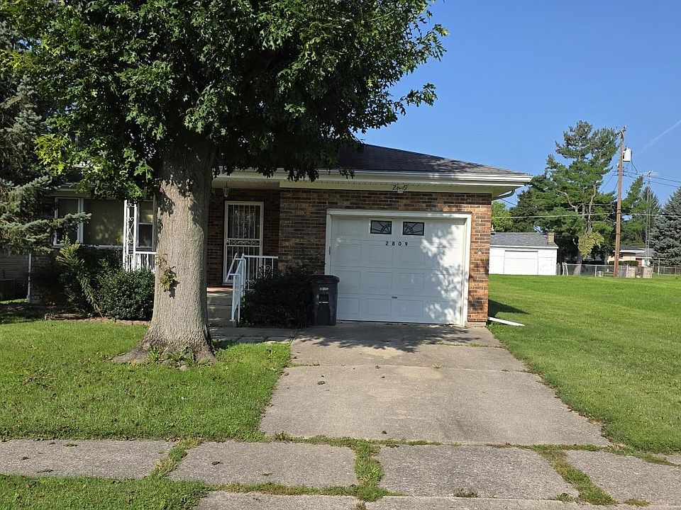 2nd image of 2809 Virginia Ave