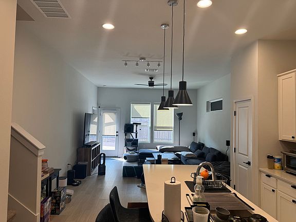 4th image of 15102 Casbah Dr