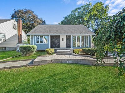 53 E 13th Street, Huntington Station, NY, 11746