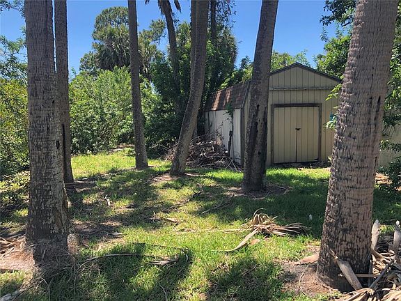 4th image of 722 Seminole Blvd