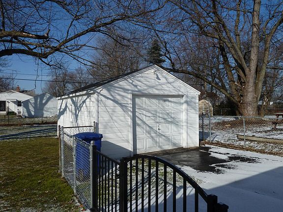 2nd image of 131 28th St N