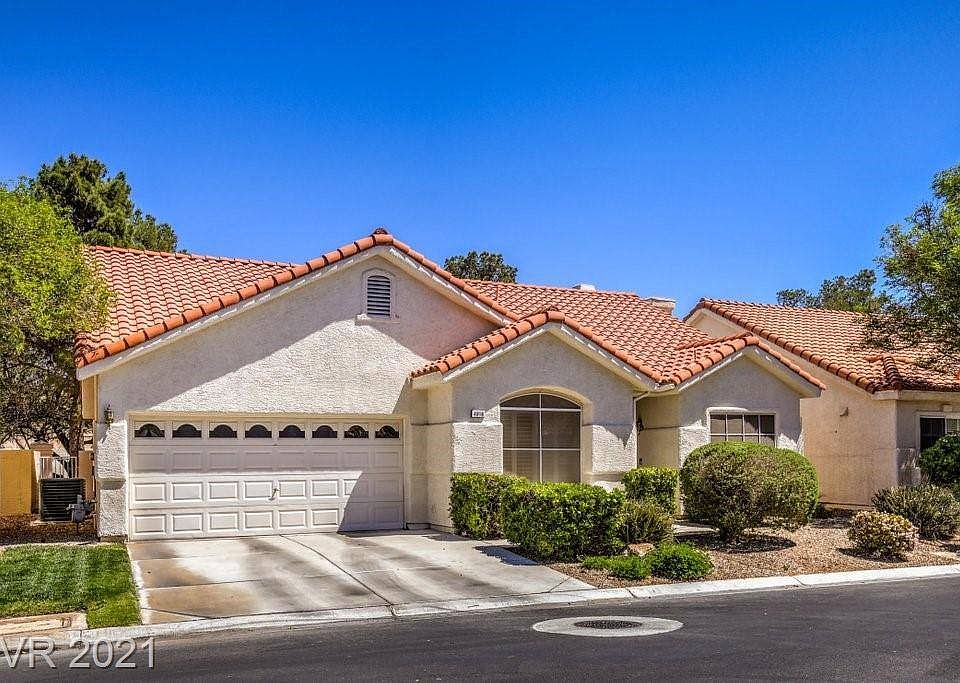 1st image of 4916 Forest Oaks Dr