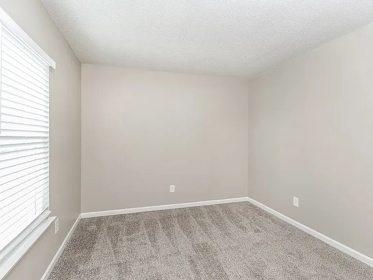 1136 Ballina Way — Photo 13