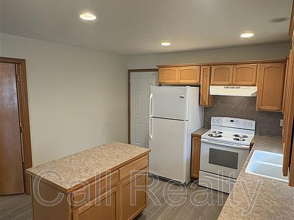 2nd image of 18716 E Augusta Ct
