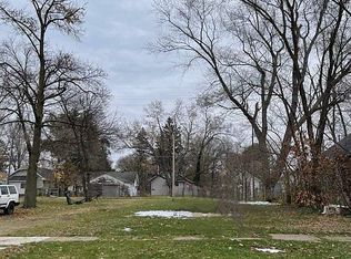 1073 Broadway Ave, Benton Harbor, MI 49022