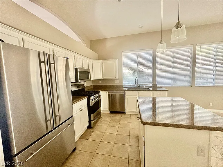 9737 Derbyhill Cir — Photo 5