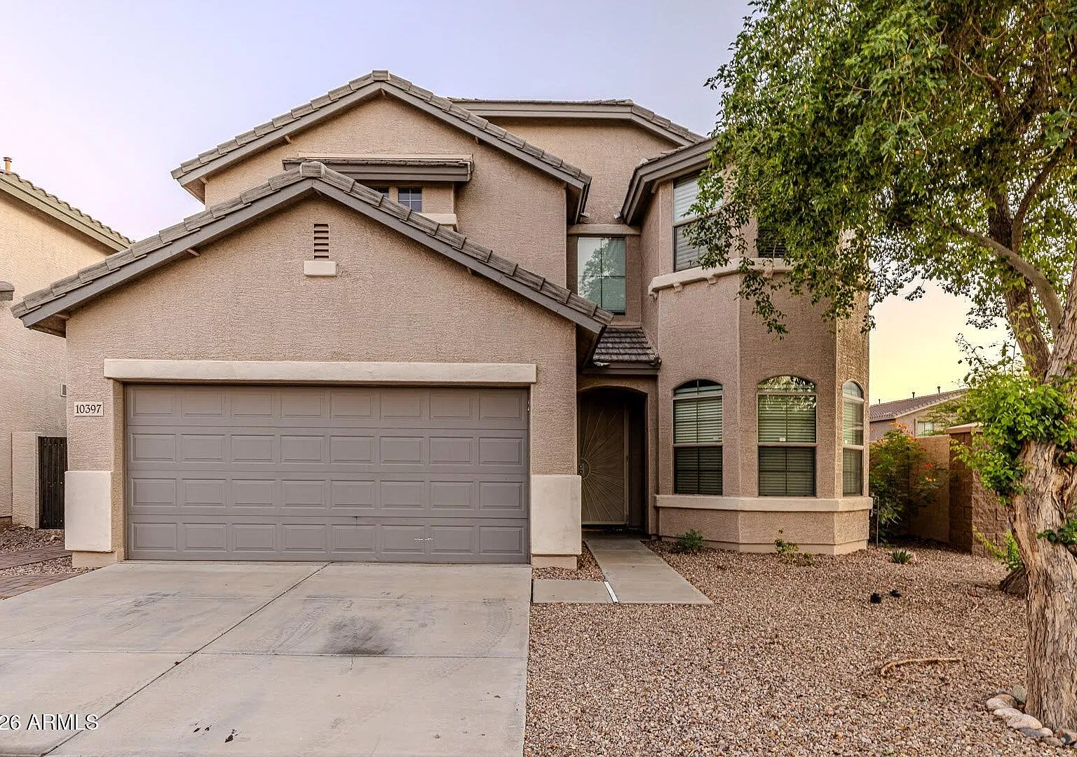 4 bed, 3.0 bath, 2822 sqft, $2,599 — Photo 1