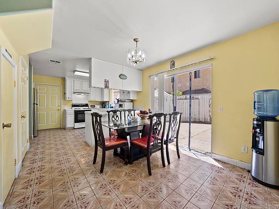 4th image of 5542 Sun Ln