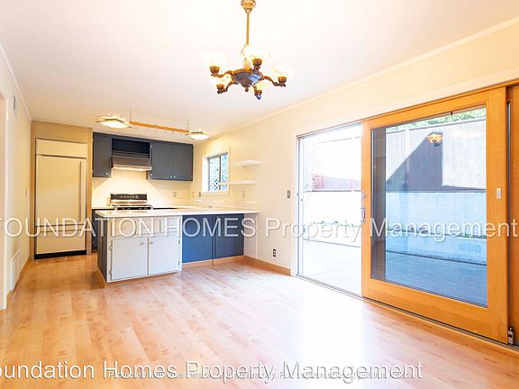 4th image of 71 Mariner Green Dr