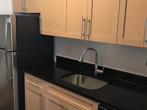 2nd image of 2781 Ocean Ave #2