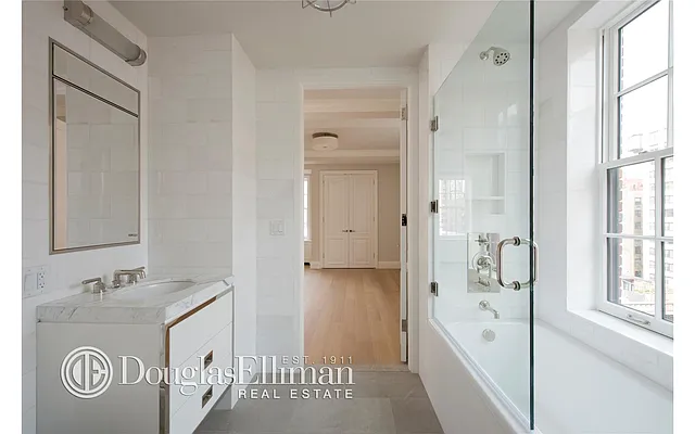 Rented by Douglas Elliman | media 14