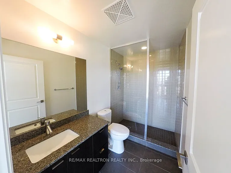 88 Sheppard Ave E #1408 — Photo 8