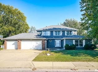 6508 N Saint Marys Rd, Peoria, IL 61614