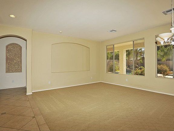 4th image of 27425 N 59th Dr