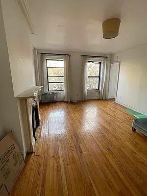 Rented by BINAH REALTY SERVICES LLC | media 10
