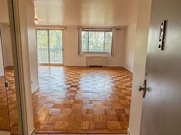 1900 Lyttonsville Rd APT 612, Silver Spring, MD 20910
