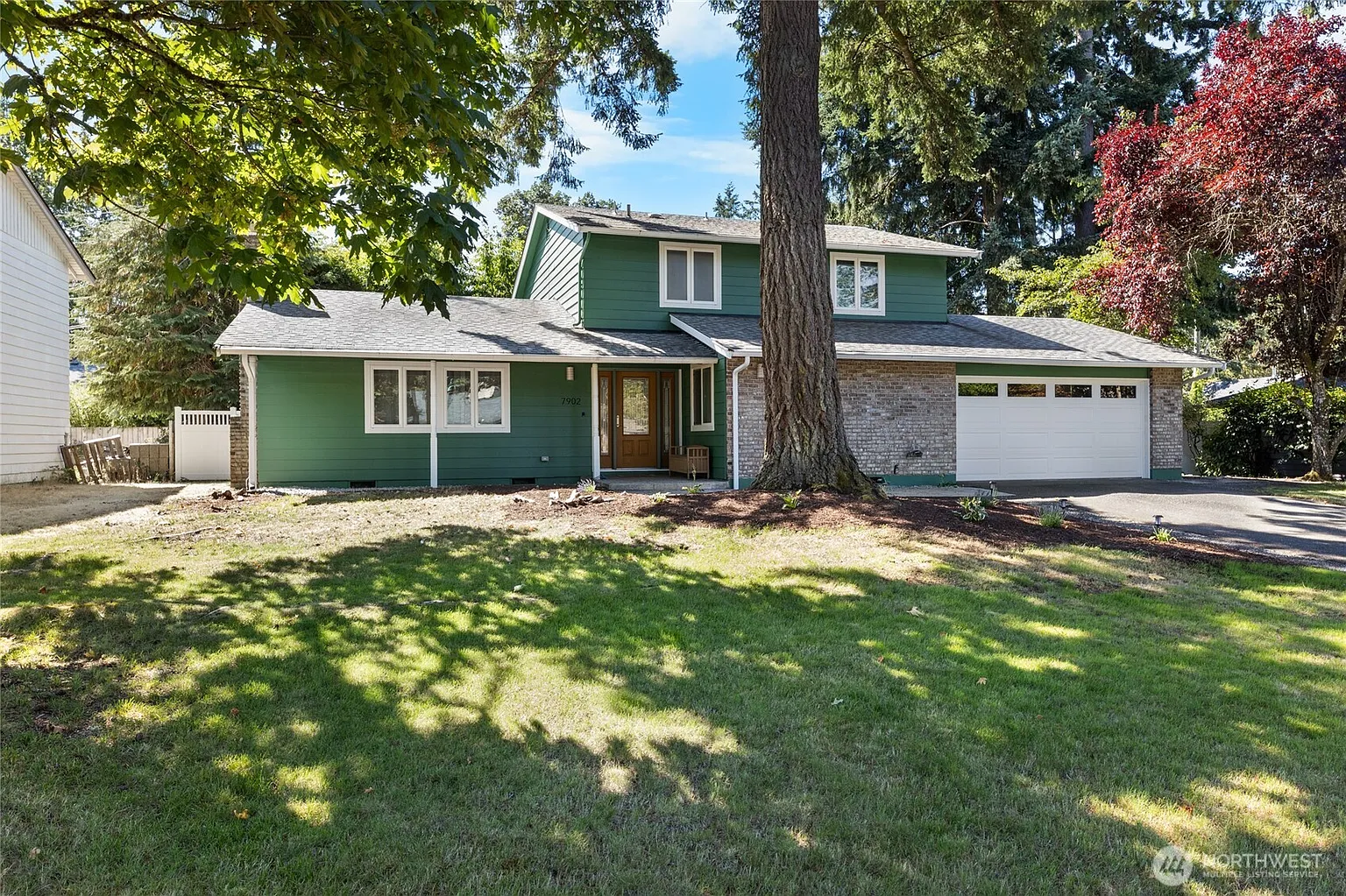 7902 Jade Drive SW photo 1