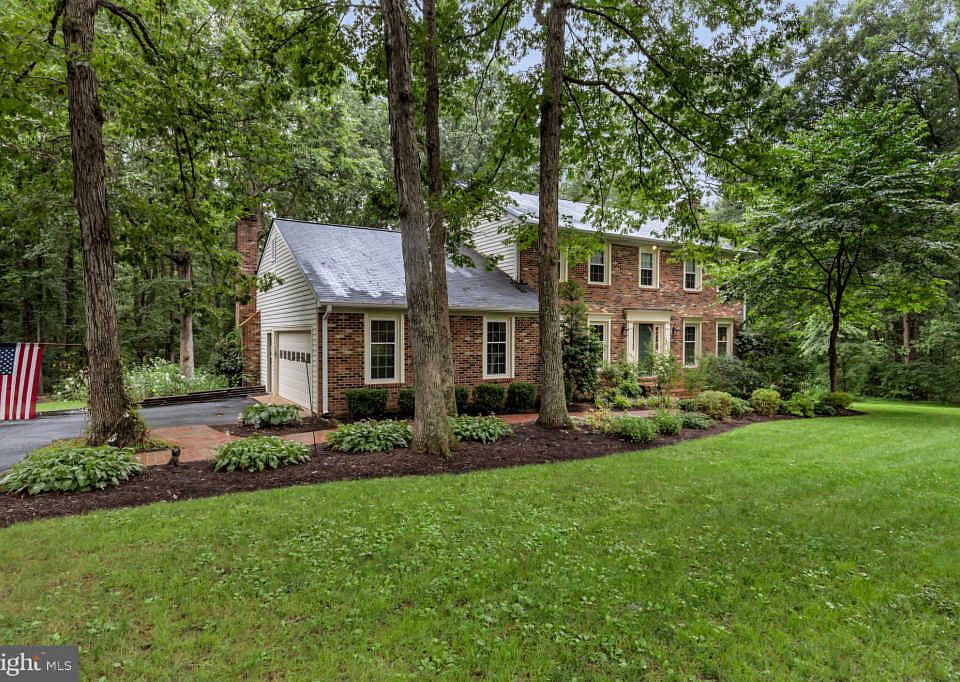 1st image of 6213 Brighton Ct