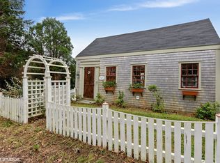 9 Georges Rock Rd, Sandwich, MA 02563