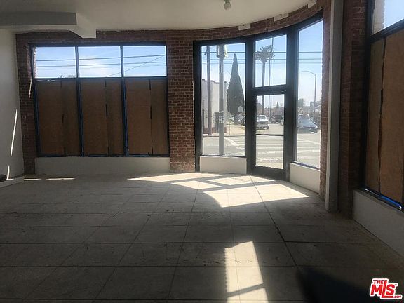 5th image of 2613 W Slauson Ave
