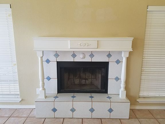 3rd image of 15126 Reales Dr