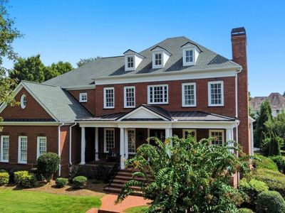 1094 Meadow Bluff Ter, Suwanee, GA, 30024