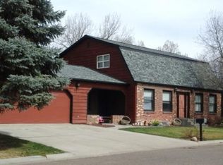 60 Neuhardt Dr, Miles City, MT 59301
