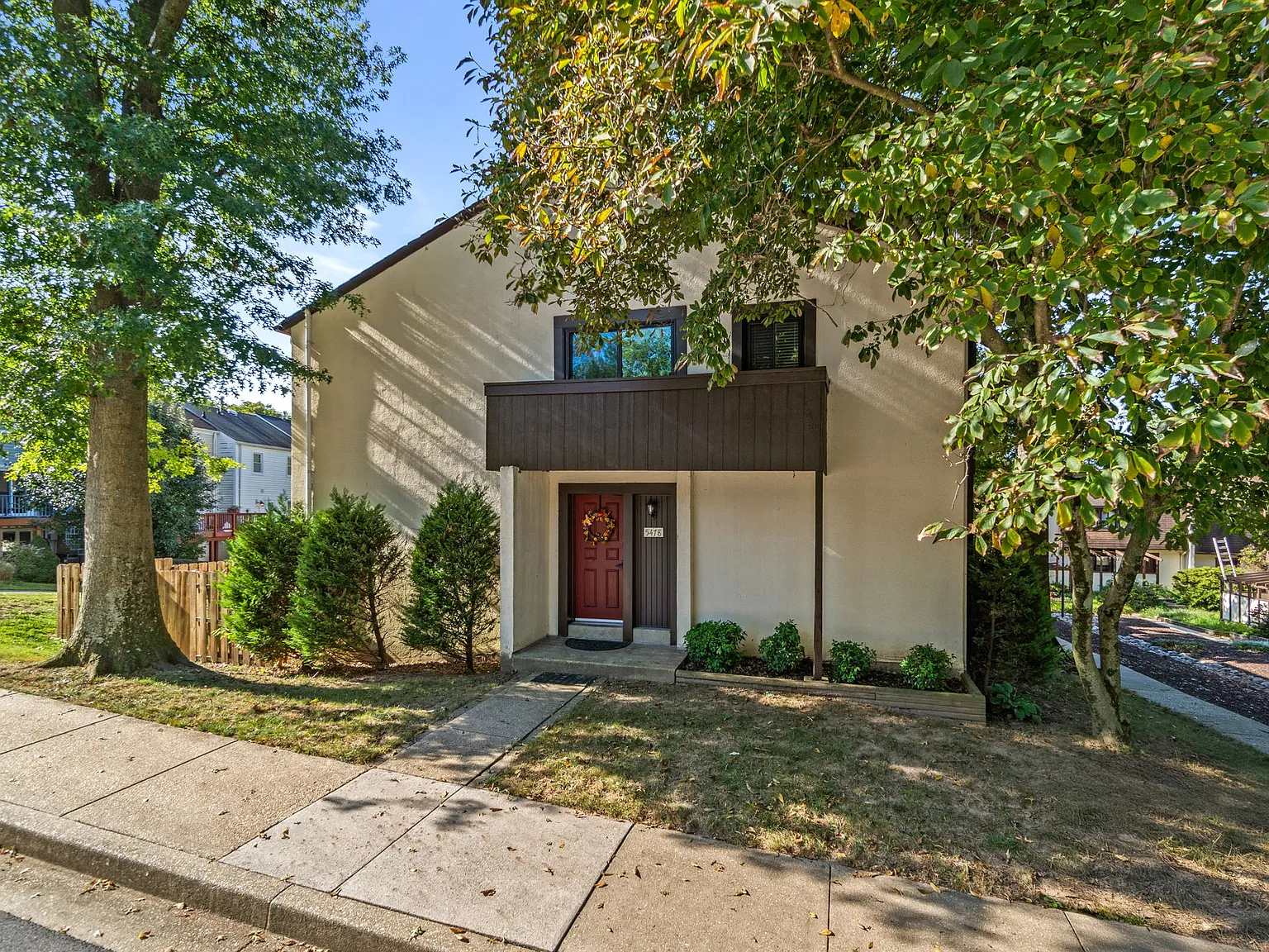 3 bed, 2486 sqft, $3,000 — Photo 1