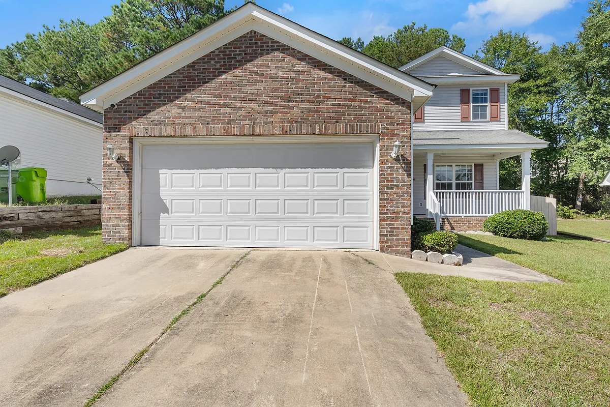 Building Photo - 109 Summer Vale Dr