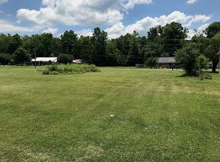 408 Riverside Dr, Unicoi, TN 37692