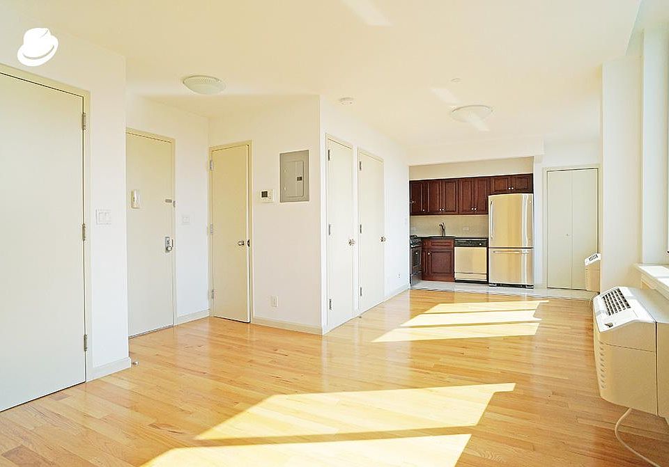 1st image of 1635 Lexington Ave APT 8E