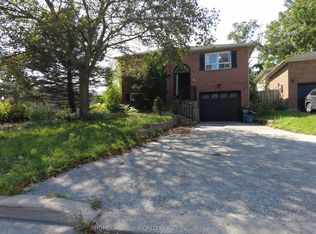 42 Engel Cres, Barrie, ON L4N6K5