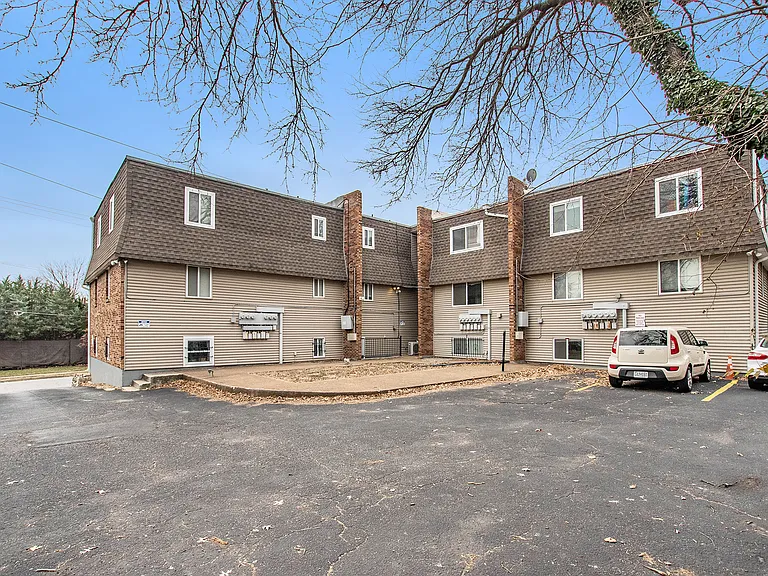 3739 Wyandotte St #116-1 — Photo 21