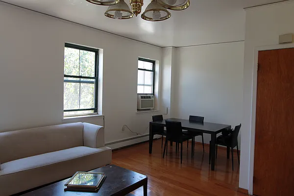 Rented by H.P. Greenfield Real Estate | media 1