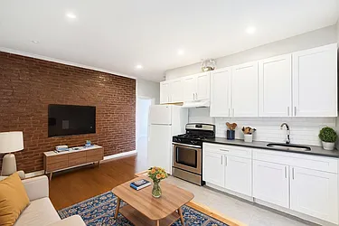 112 Nagle Avenue, #3F