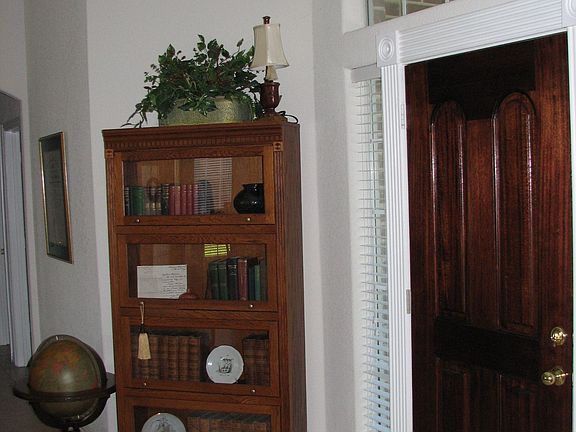 vaulted ceiling in entry