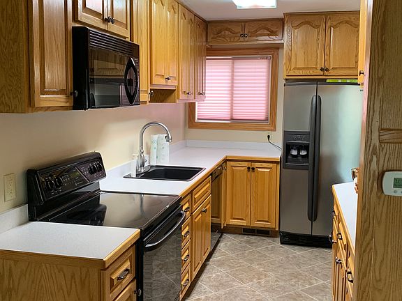 5th image of 1005-7 E 15th St