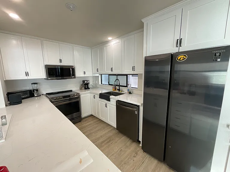 1235 Parker Pl #2M — Photo 12