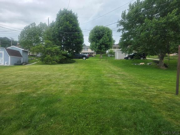 5th image of 407 Somerset Ave