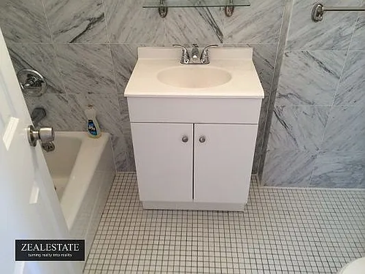 Rented by ZealEstate Group Inc | media 74