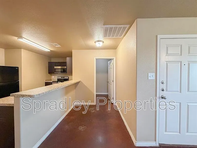 1514 Brady Way — Photo 5
