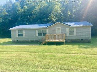 211 Maxine Dr, Charleston, WV 25312