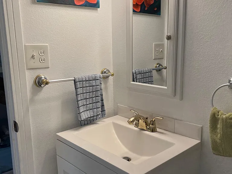 120 Hui Rd E #1 — Photo 15