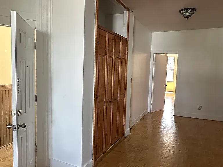 60-17 54th St #2L — Photo 5
