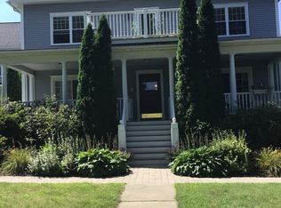 84 Round Hill Rd, Northampton, MA 01060