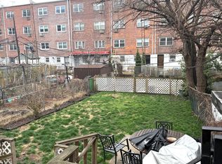 25-26 Hoyt Ave S #1, Astoria, NY 11102