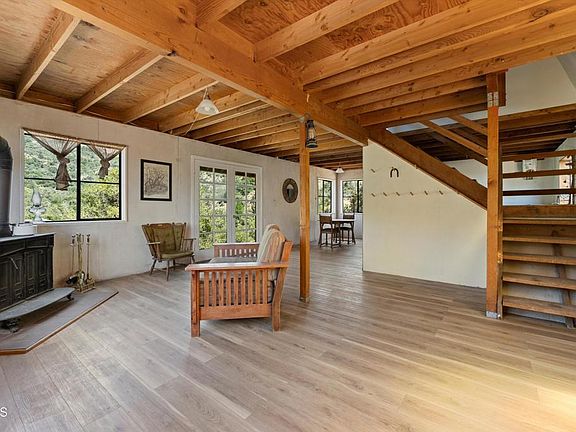 4th image of 8275 Jawbone Canyon Rd