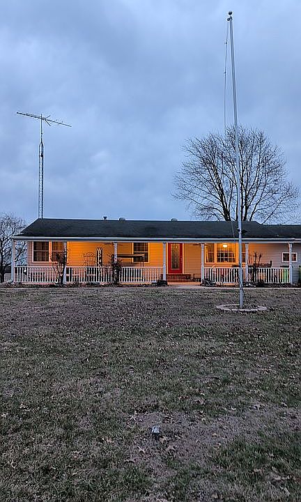 1st image of 13414 E 700th Rd